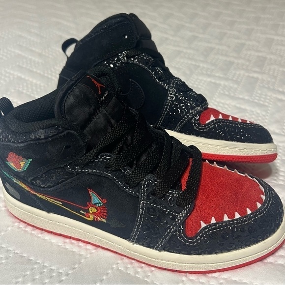 Nike Air Jordan 1 MID GS Siempre Familia Child Size 2Y Big Boy Running Shoes - Picture 15 of 15